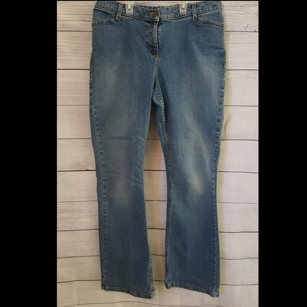 Liz Lange Stretch Light Wash Jeans MATERNITY Size 8